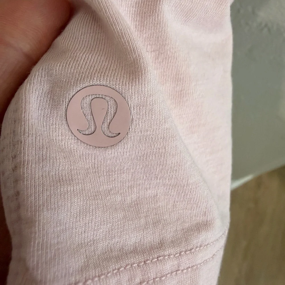 Lululemon All Yours Graphic T-Shirt Pink Mist Size 6 Logo Tee - Picture 2 of 4